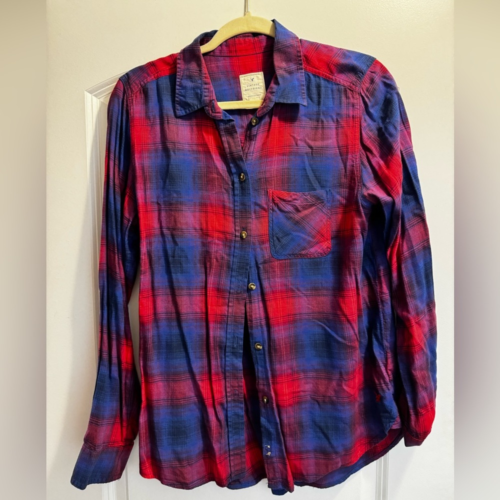 American Eagle Outfitters Red and Blue Plaid Shirt